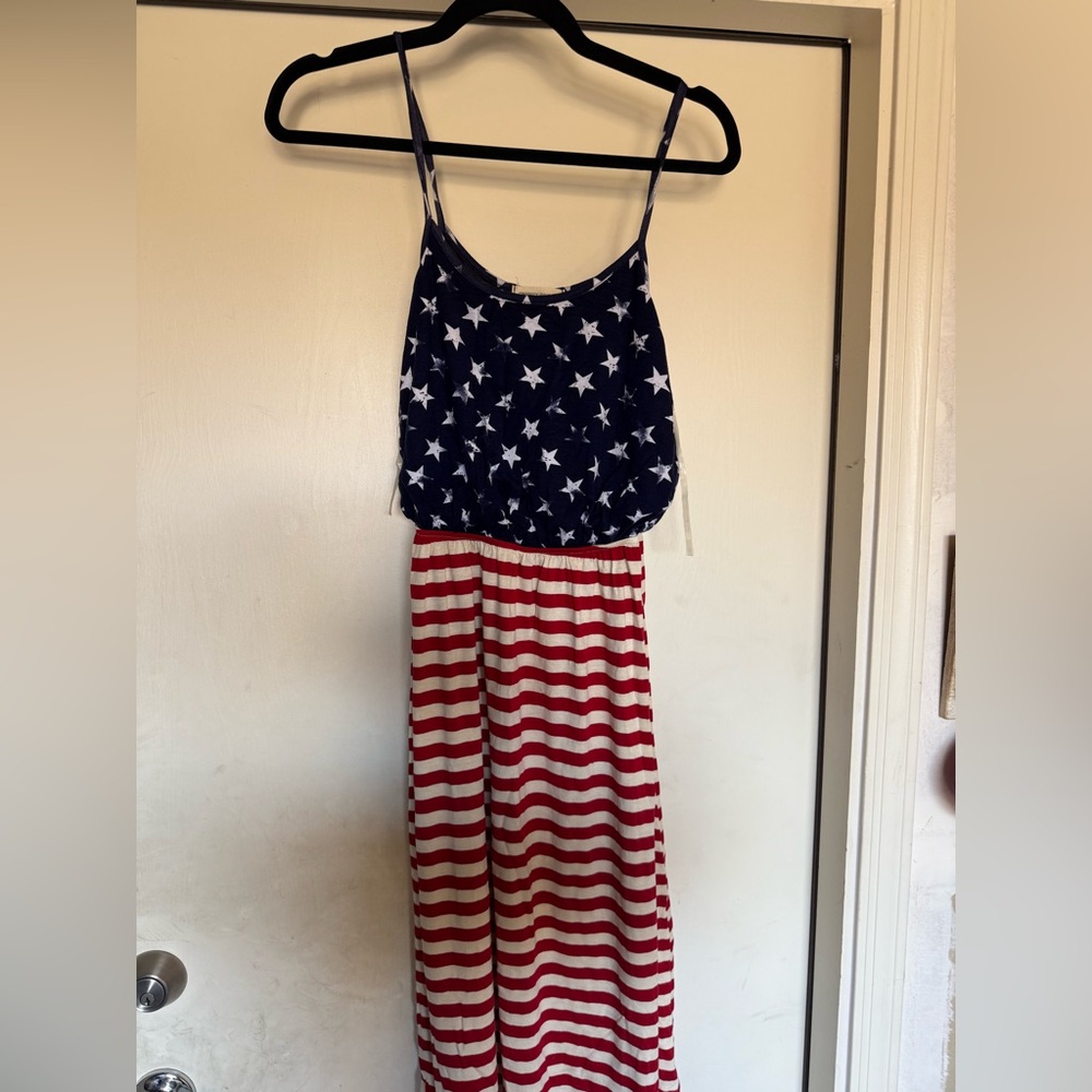 NWT twenty second Navy & White Star Print Dress